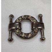 4.10  Украшение имитация пряжки 32*42мм., металл, цвее темный никель со стразами