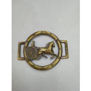 3.35 Украшение-пряжка «Конка» металл под бронзу 38*50мм.