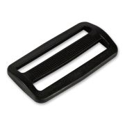 1.08 Пряжка двущелевая пластик черная