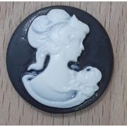 02.19 Кабошон круглый рисунок «Дама»