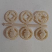 3.13  Кнопки 13 мм. пластик пришивные  штучно