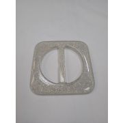 Пряжка  70*70 пластик с блеском