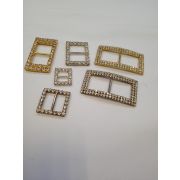 4.07  Пряжка прямоугольная со стразами