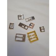 4.08  Пряжка прямоугольная металл