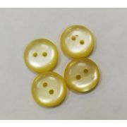 Пуговицы1514 15мм молочный