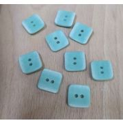 Пуговицы 391 8мм мята квадрат