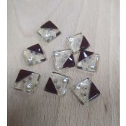 Пуговицы 444 10мм прозрачный уголок бордовый