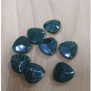 Пуговицы 615 15мм зеленый треугольник