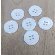 Пуговицы 844 17мм белый
